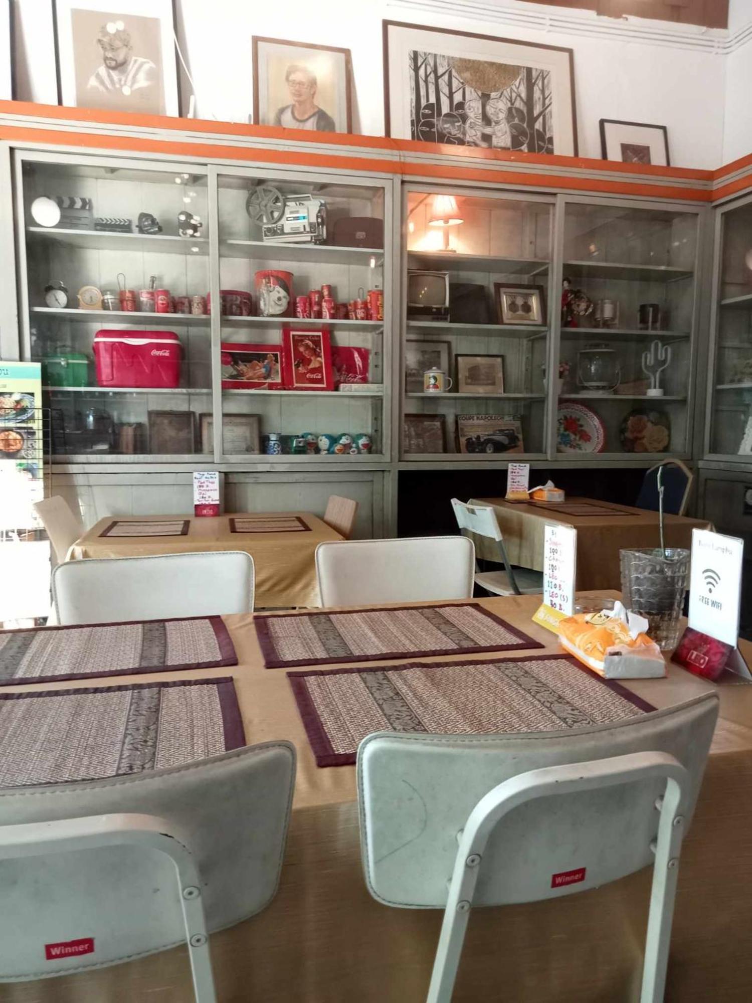 Appartement Bang Lumphu House&Bistro à Bangkok Extérieur photo