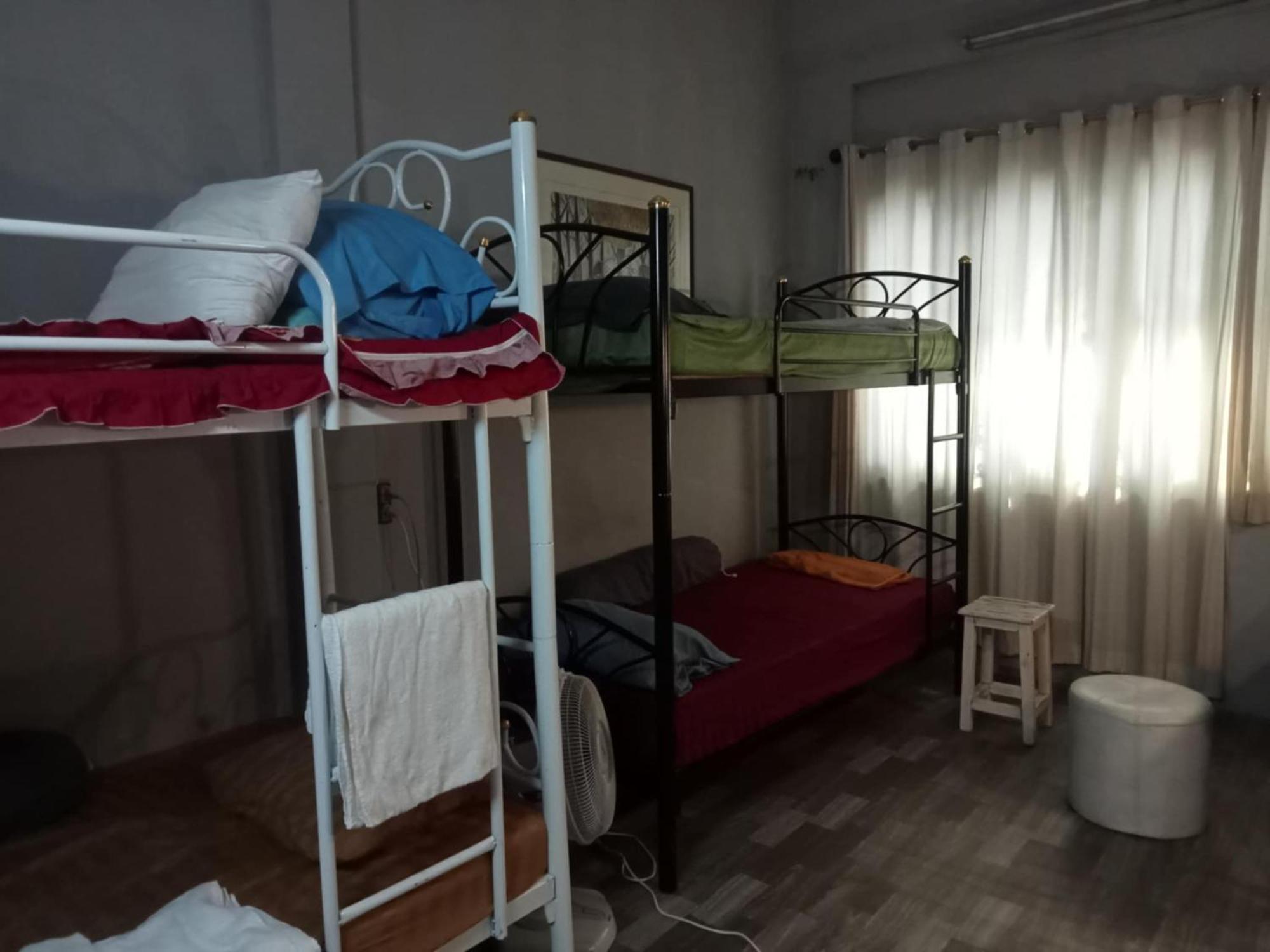 Appartement Bang Lumphu House&Bistro à Bangkok Extérieur photo